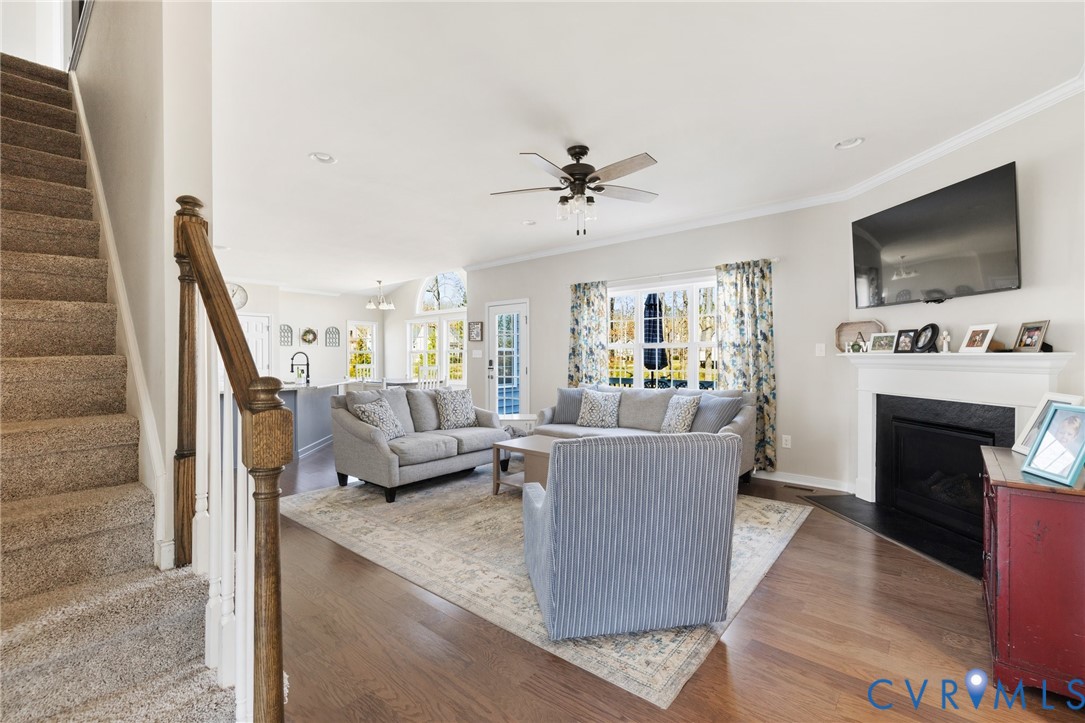 11406 Avening Road Midlothian, VA 23112 - Photo 8 of 36