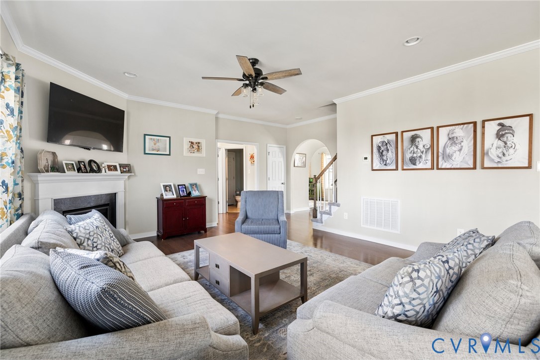 11406 Avening Road Midlothian, VA 23112 - Photo 10 of 36