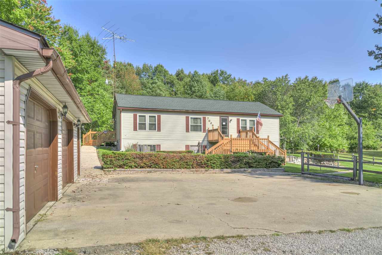 7628 Coon Hill Road Munith, MI 49259 - Photo 3 of 41 Photo 3
