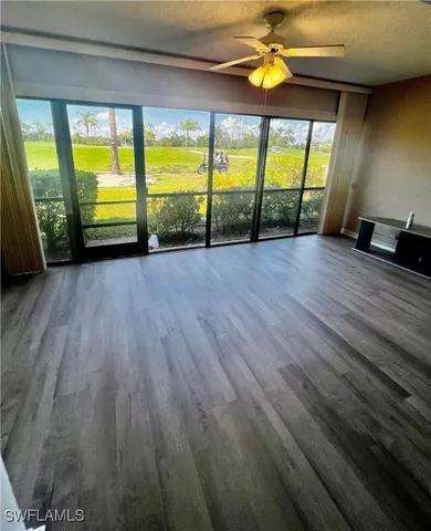 $213,900 | 5765 Trailwinds Drive, Unit 115, Fort Myers, FL 33907