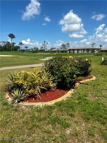 $213,900 | 5765 Trailwinds Drive, Unit 115, Fort Myers, FL 33907