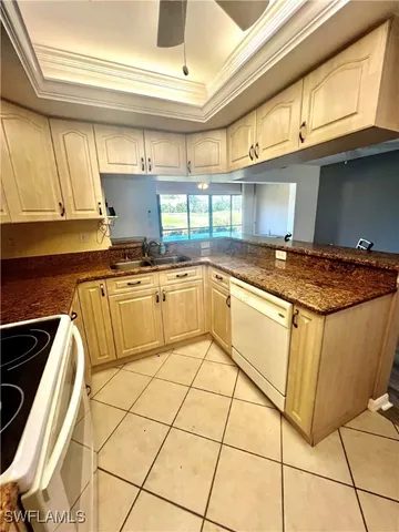 $213,900 | 5765 Trailwinds Drive, Unit 115, Fort Myers, FL 33907