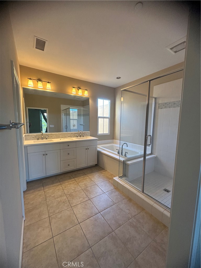206 Rodeo Irvine, CA 92602 - Photo 11 of 16