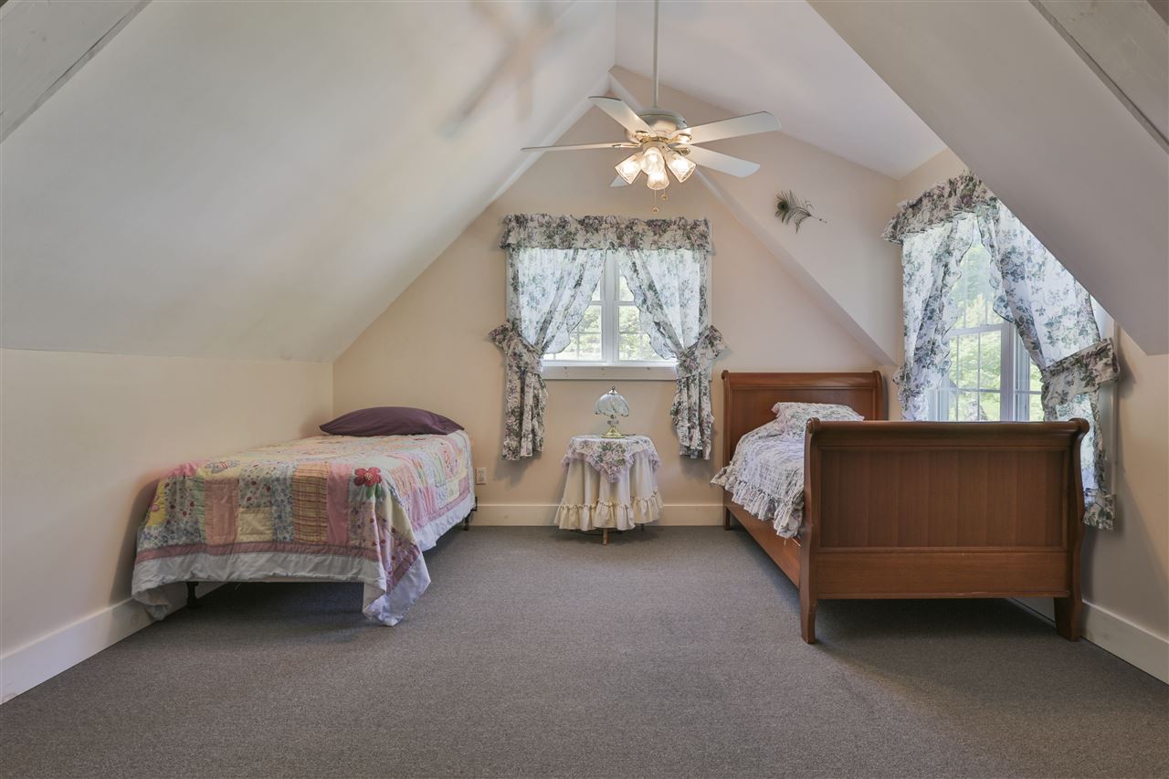 307 East Mountain Road Newport, NH 03773 - Photo 20 of 28 Gallery Image 20