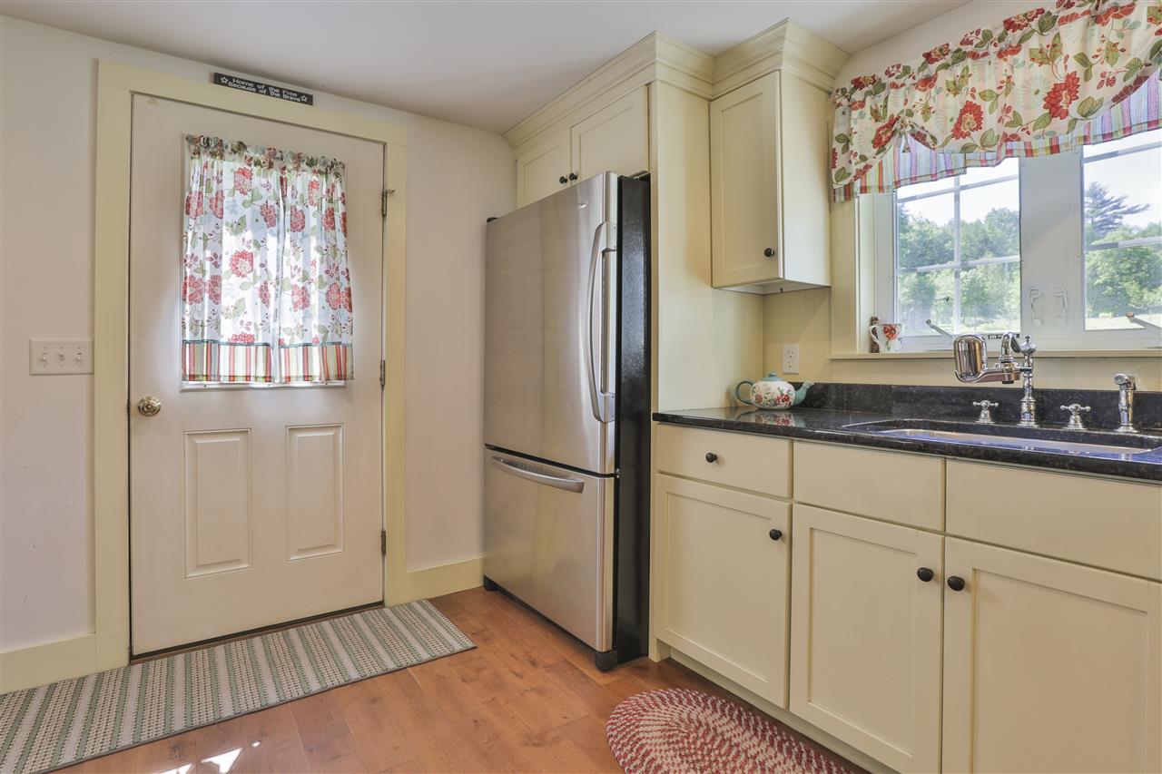 307 East Mountain Road Newport, NH 03773 - Photo 3 of 28 Gallery Image 3