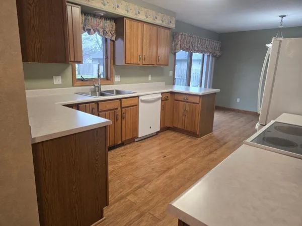 $279,000 | 614 11th Street North, Mountain Lake, MN 56159