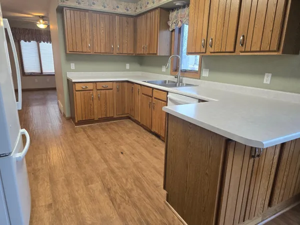 $279,000 | 614 11th Street North, Mountain Lake, MN 56159
