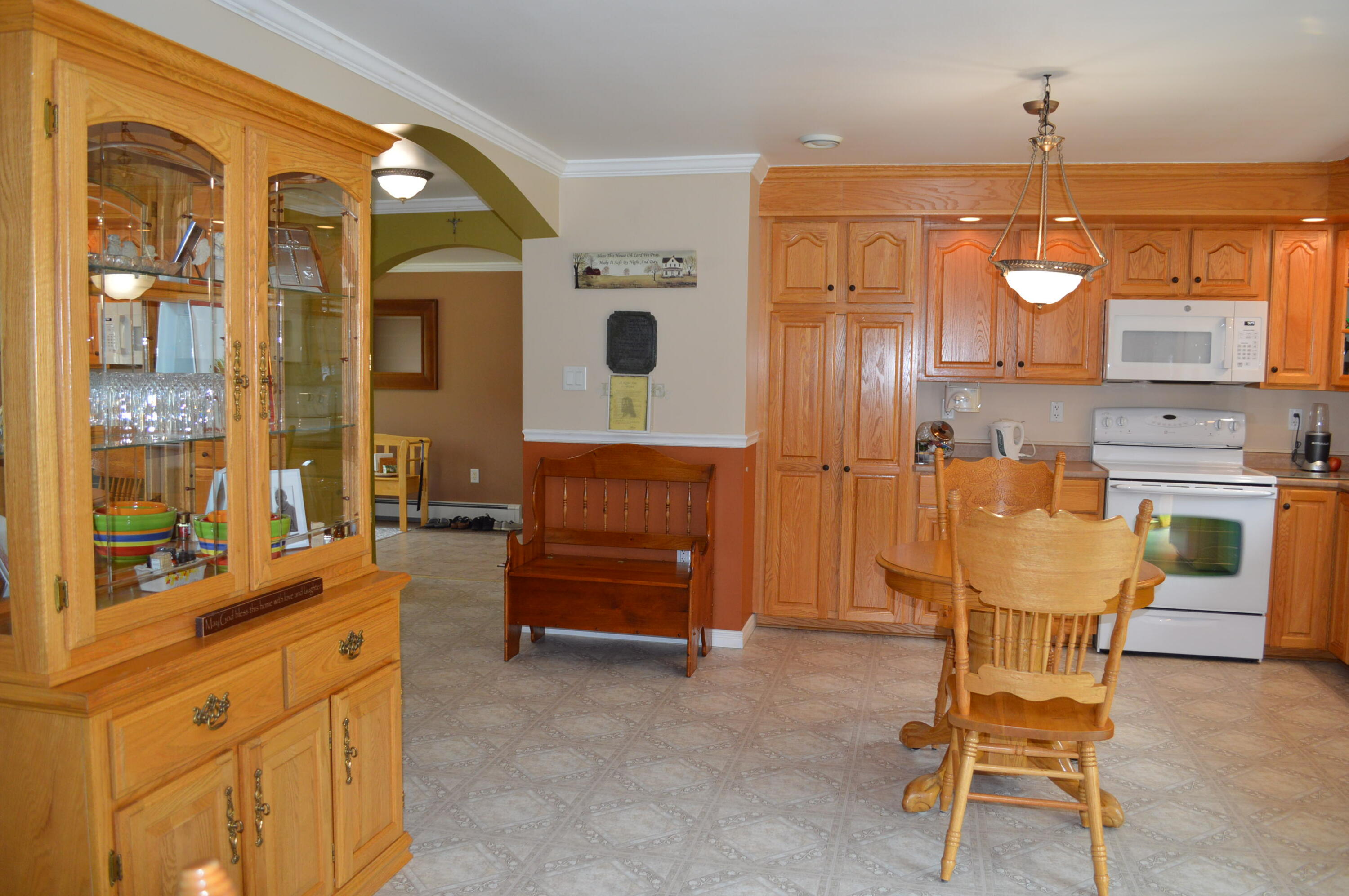 25 Pine Street Fort Kent, ME 04743 - Photo 17 of 32 Kitchen