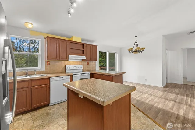 $500,000 | 18325 40th Place Northeast, Snohomish, WA 98290