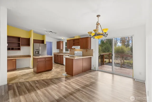 $500,000 | 18325 40th Place Northeast, Snohomish, WA 98290