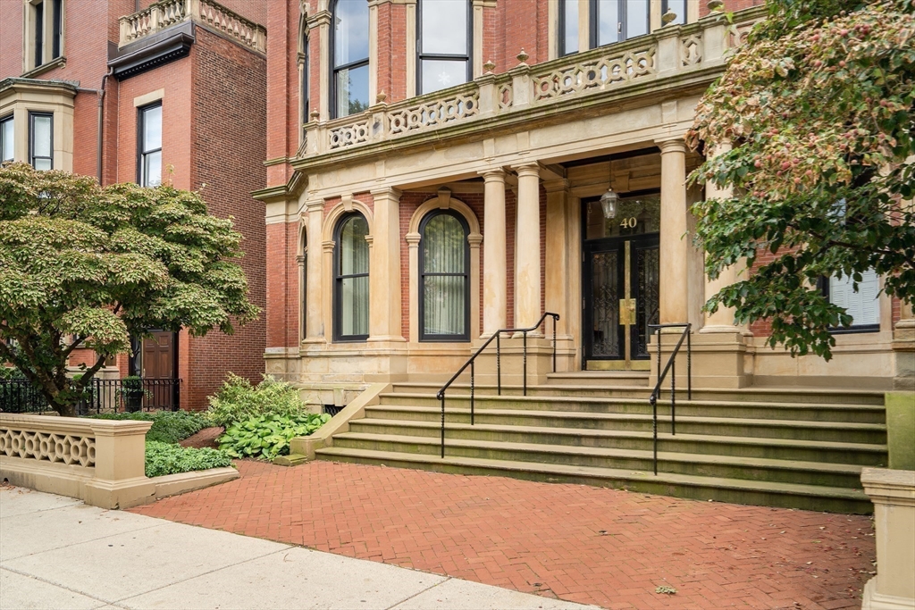 40 Commonwealth Avenue, Unit A Boston, MA 02116 - Photo 11 of 17