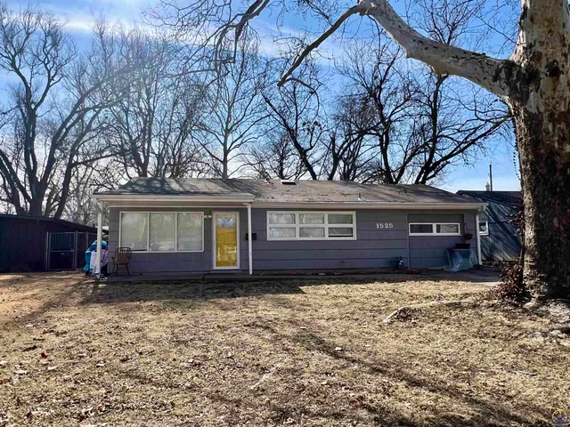 $126,540 | 1525 Southwest 24th Street, Topeka, KS 66611