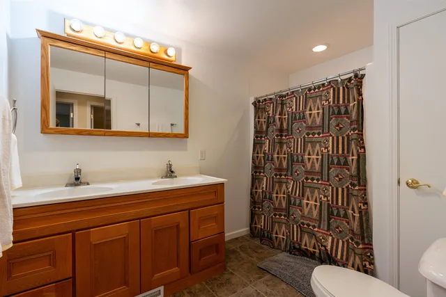 $743,999 | W5281 North Osprey Drive, New Lisbon, WI 53950