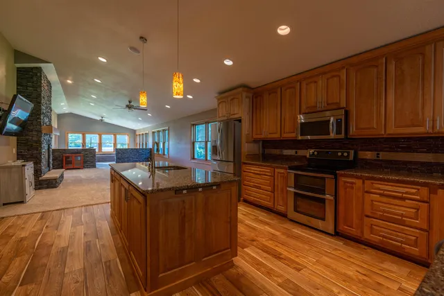 $743,999 | W5281 North Osprey Drive, New Lisbon, WI 53950