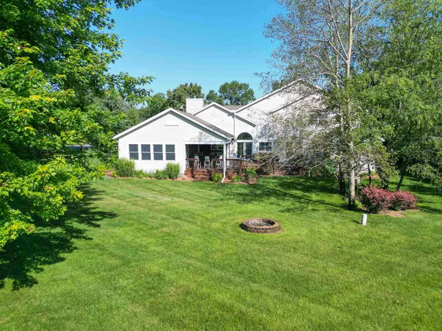 $743,999 | W5281 North Osprey Drive, New Lisbon, WI 53950