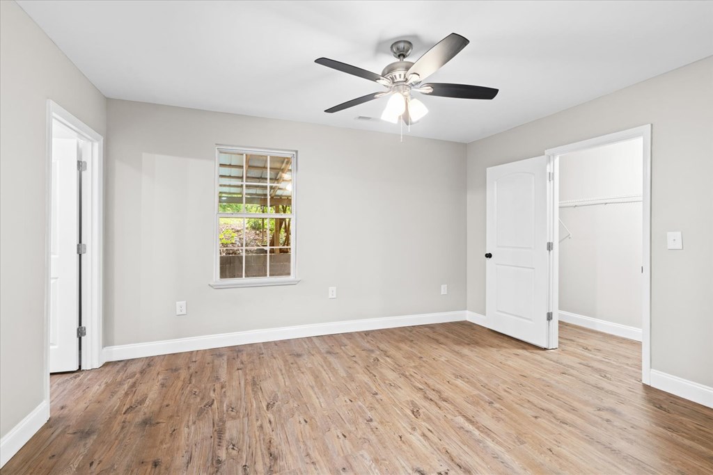 237 Foster Road Dalton, GA 30720 - Photo 17 of 36 Gallery Image 17