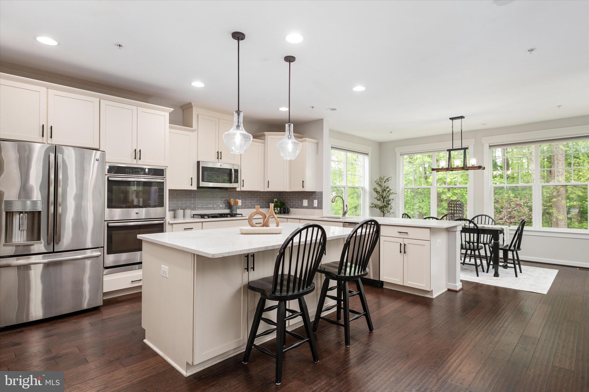 825 Sebastian Lane Crofton, MD 21114 - Photo 12 of 78 Stunning Chef Kitchen