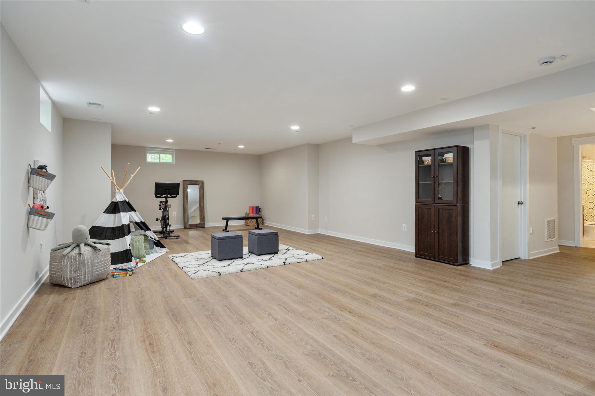 825 Sebastian Lane Crofton, MD 21114 - Photo 39 of 78 New LVP floors