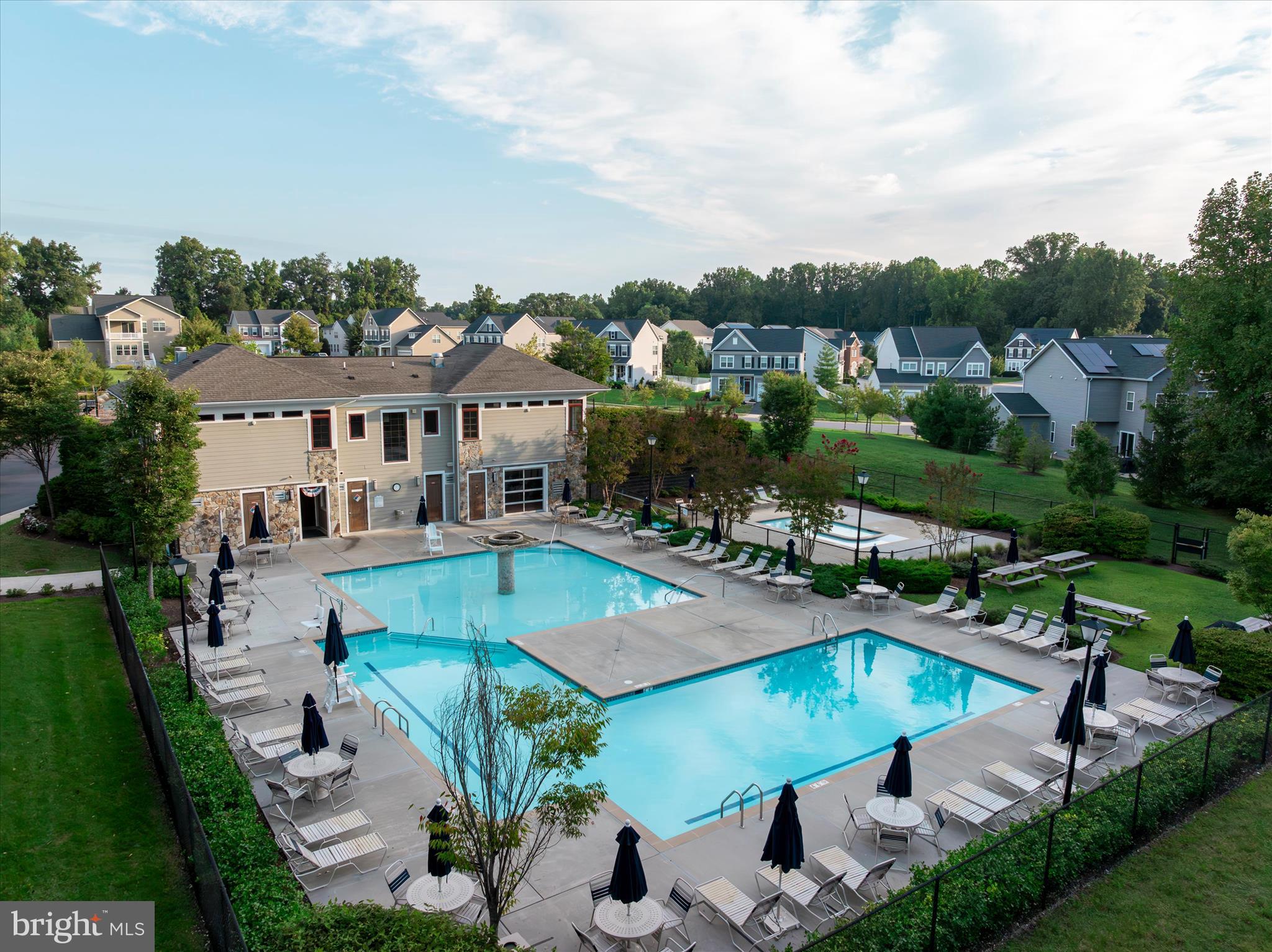 825 Sebastian Lane Crofton, MD 21114 - Photo 73 of 78 Community Pool