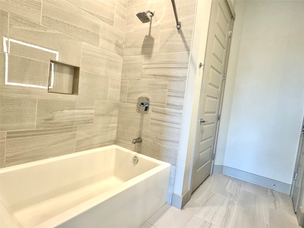 401 West 25th Street, Unit 1144 Houston, TX 77008 - Photo 13 of 19