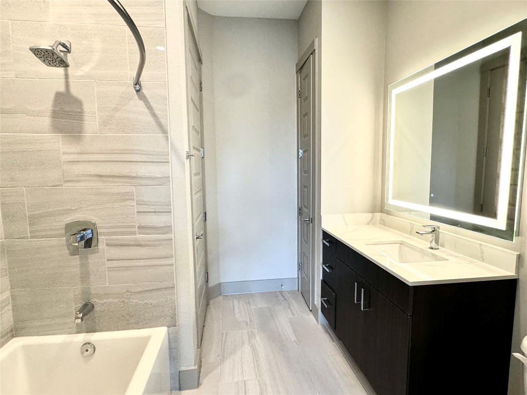 401 West 25th Street, Unit 1144 Houston, TX 77008 - Photo 14 of 19