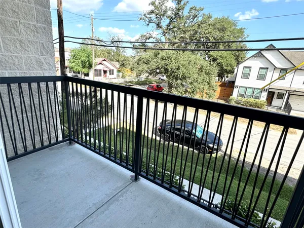 $3,166 | 401 West 25th Street, Unit 1144, Houston, TX 77008