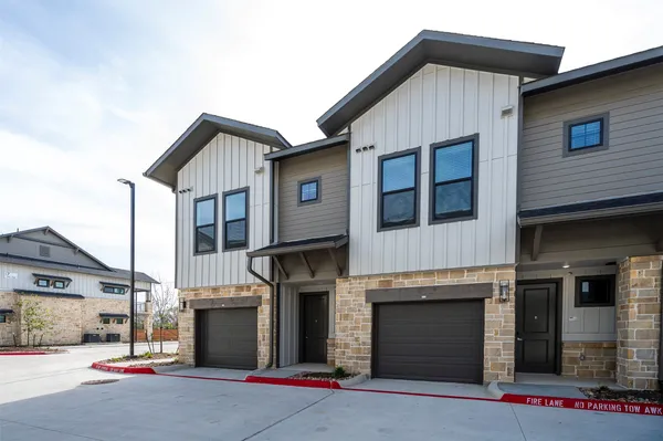 $3,095 | 10001 Turkey Creek Road, Unit 602, College Station, TX 77845