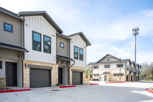 $3,095 | 10001 Turkey Creek Road, Unit 602, College Station, TX 77845