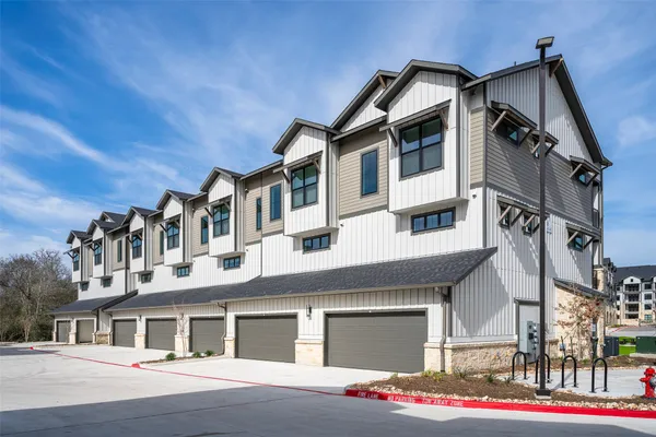 $3,095 | 10001 Turkey Creek Road, Unit 602, College Station, TX 77845