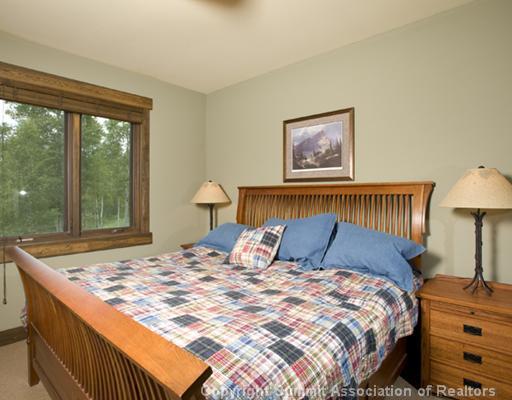 2810 Hunter's Knob Road Silverthorne, CO 80498 - Photo 12 of 12 Gallery Image 12