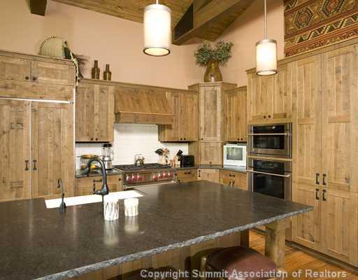 2810 Hunter's Knob Road Silverthorne, CO 80498 - Photo 4 of 12 Gallery Image 4