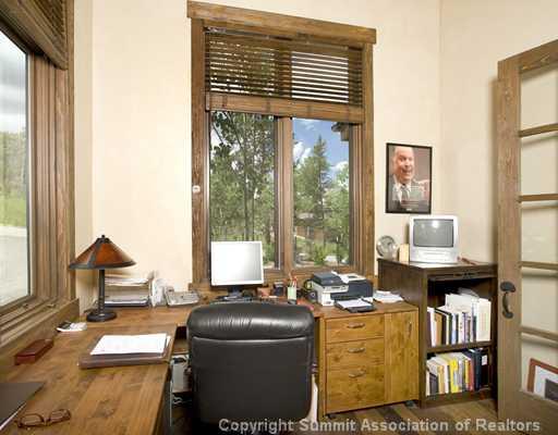 2810 Hunter's Knob Road Silverthorne, CO 80498 - Photo 9 of 12 Gallery Image 9