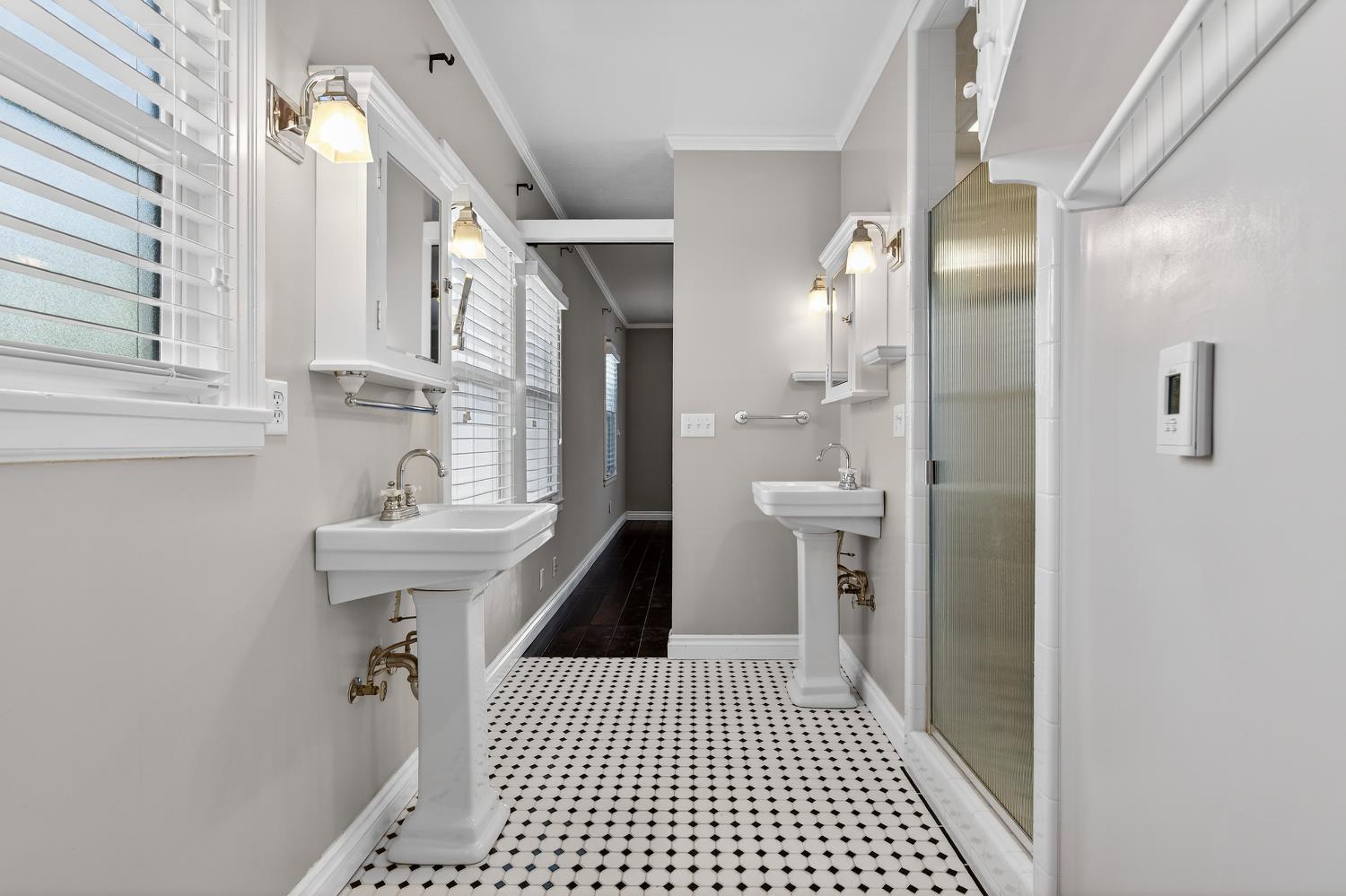 2644 Crafton Way Stockton, CA 95204 - Photo 27 of 50 a bathroom with a sink a toilet and shower