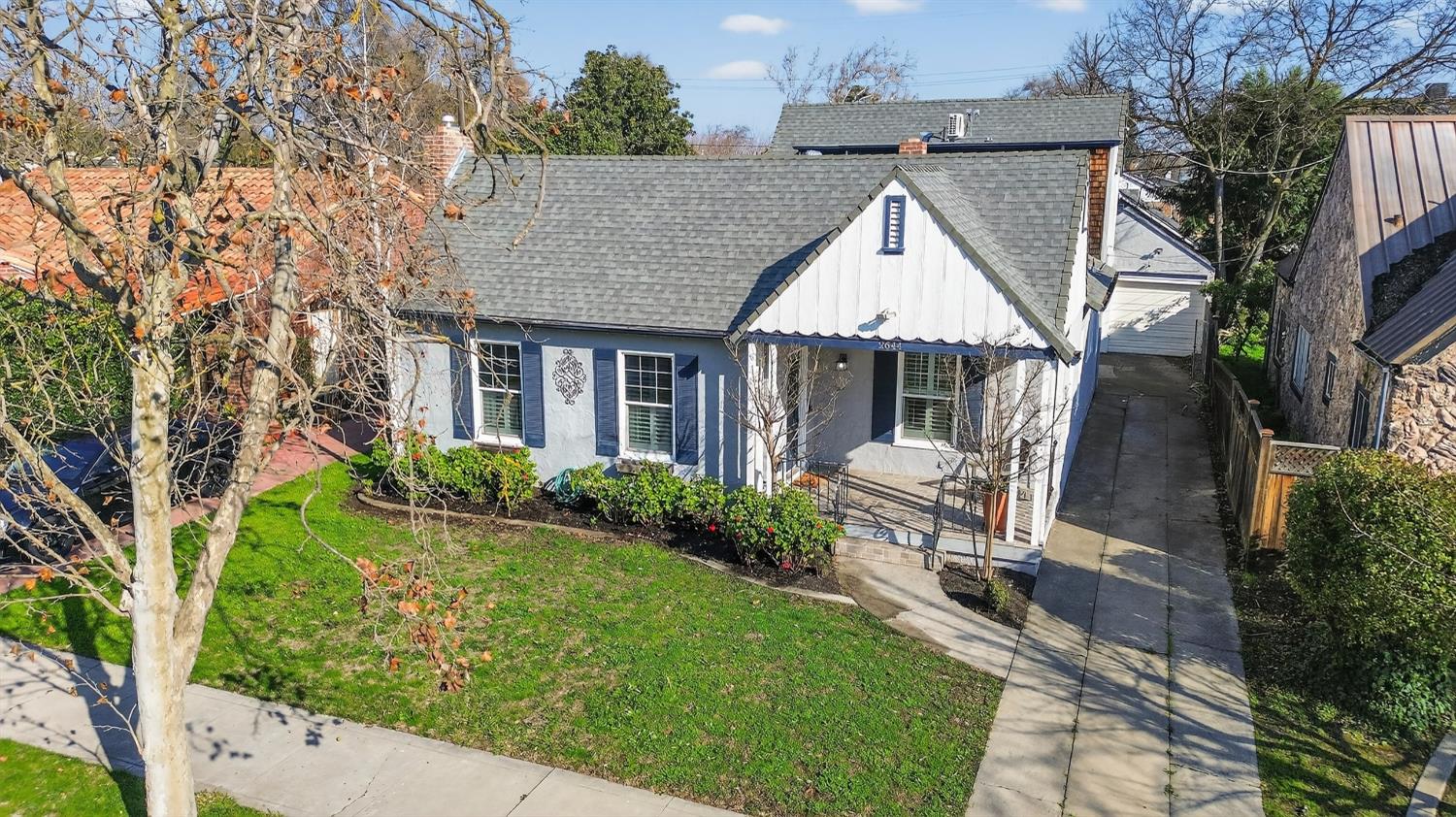 2644 Crafton Way Stockton, CA 95204 - Photo 6 of 50 a view of house with backyard and sitting area