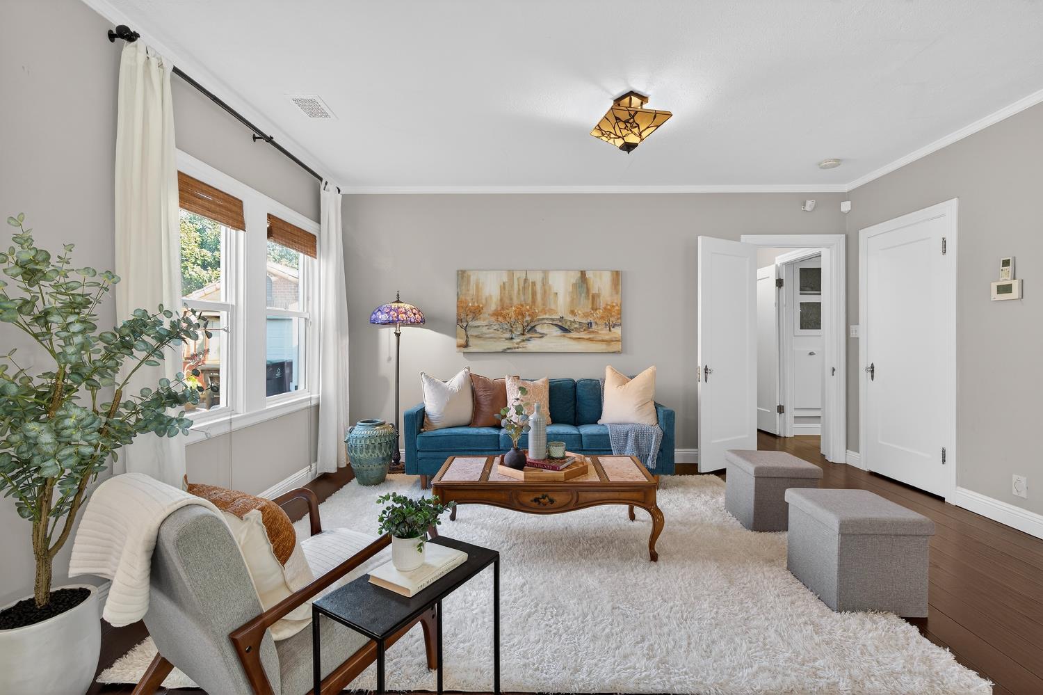 2644 Crafton Way Stockton, CA 95204 - Photo 8 of 50 a living room with furniture and a window