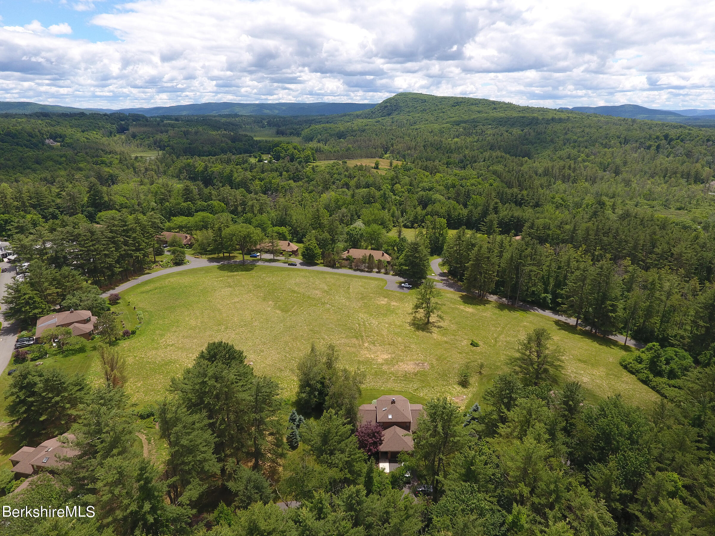 19 Hawthorne Road, Unit HV 17 Stockbridge, MA 01262 - Photo 3 of 53 OVERHEAD VIEW OF VILLAS