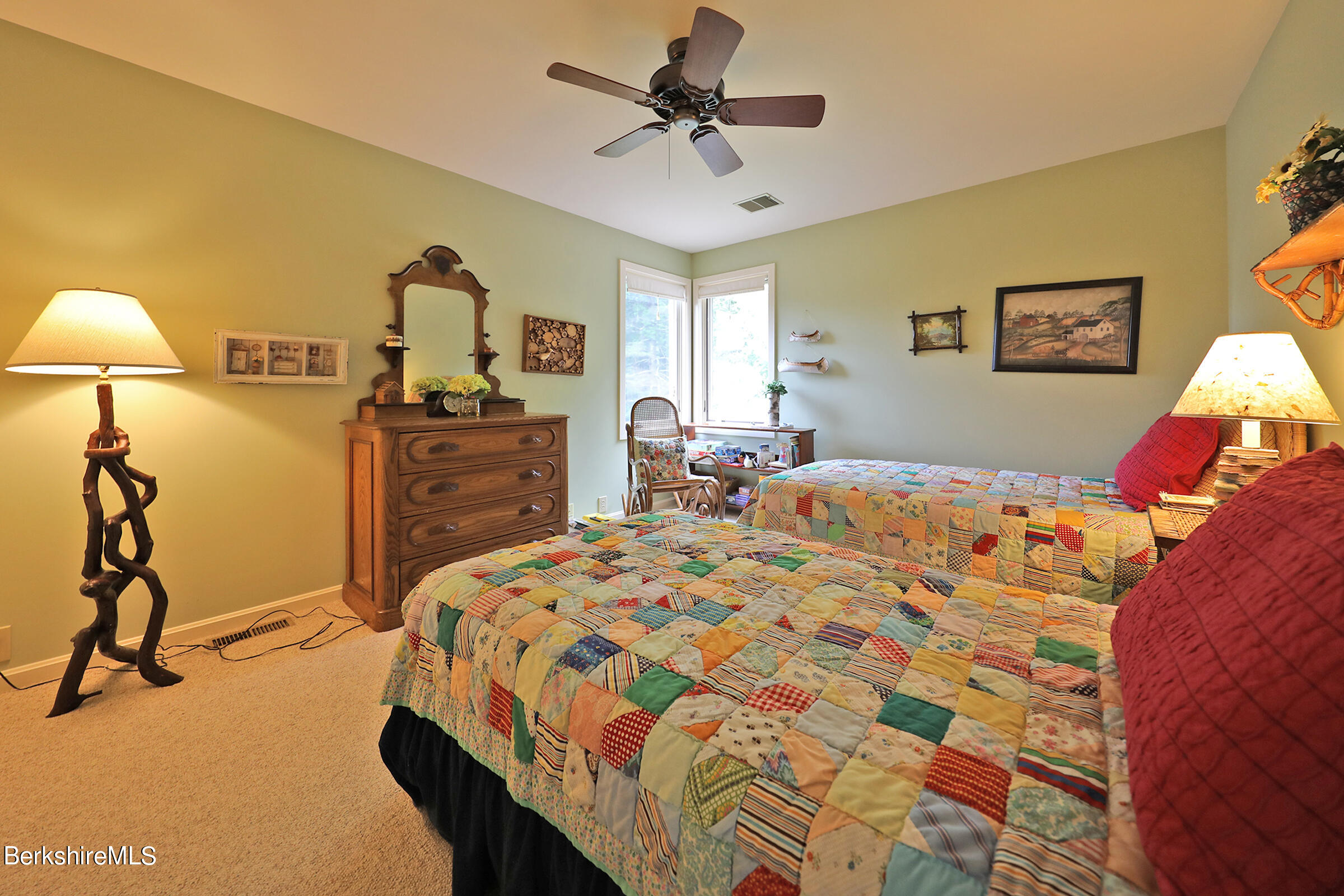 19 Hawthorne Road, Unit HV 17 Stockbridge, MA 01262 - Photo 37 of 53 GUEST ROOM
