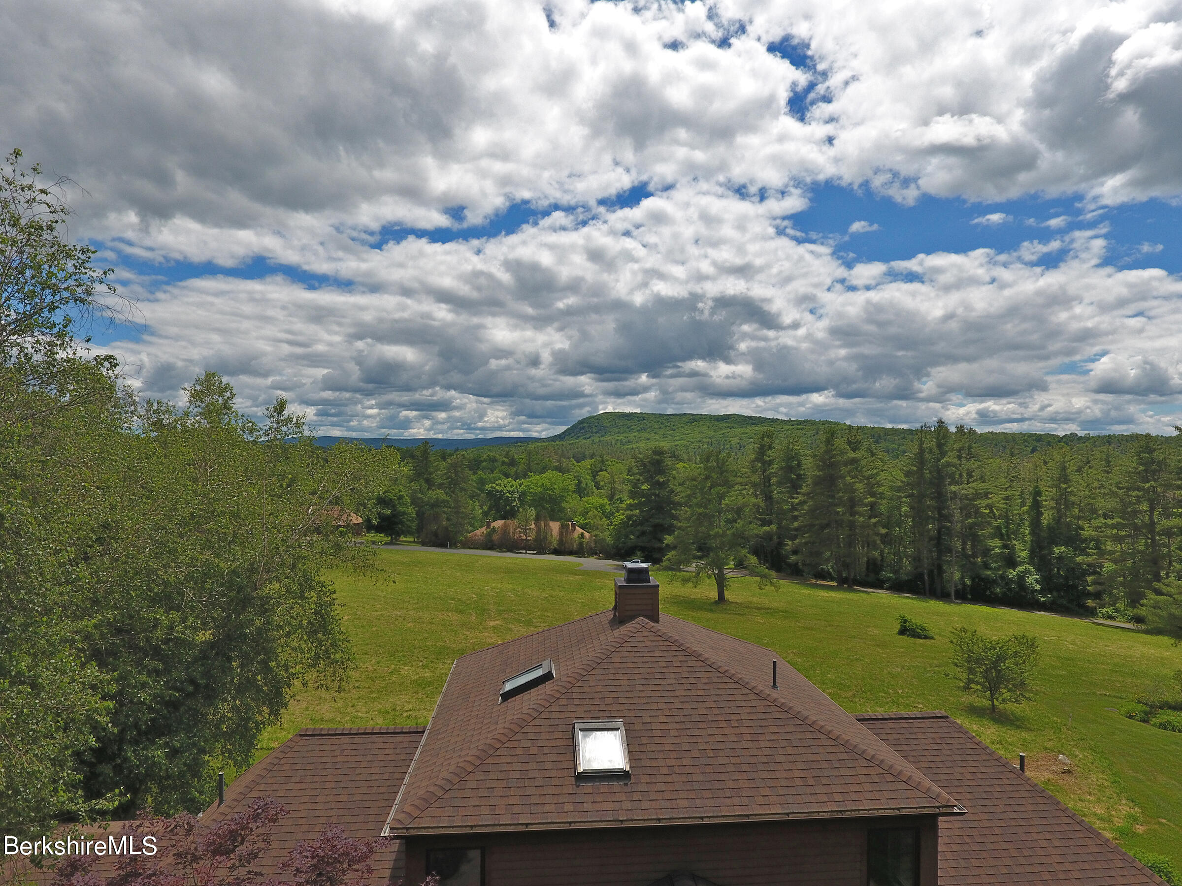 19 Hawthorne Road, Unit HV 17 Stockbridge, MA 01262 - Photo 42 of 53 ROOF TOP VIEW