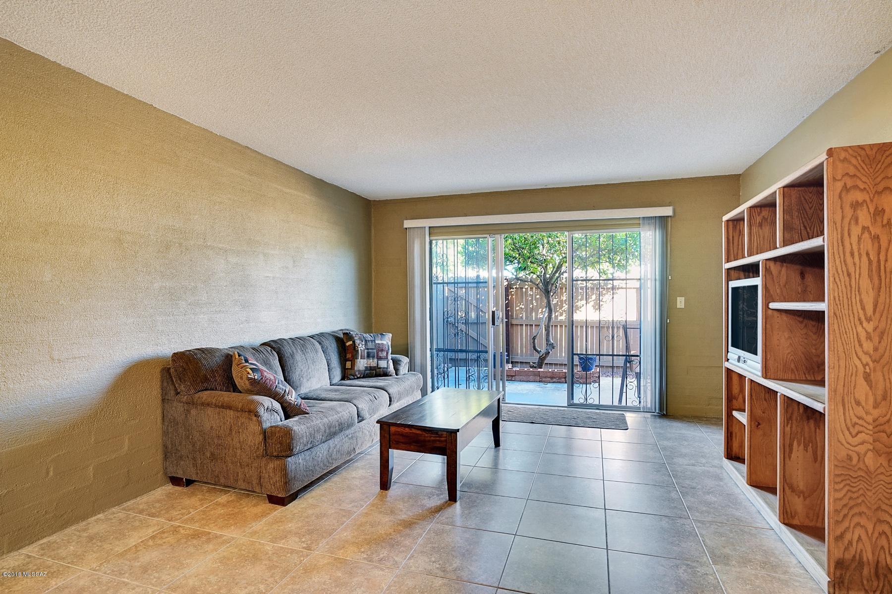 2525 East Prince Road, Unit 63 Tucson, AZ 85716 - Photo 3 of 17 Gallery Image 3
