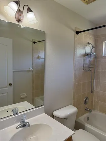 $3,300 | 4833 Post Pointe Drive, Sarasota, FL 34233