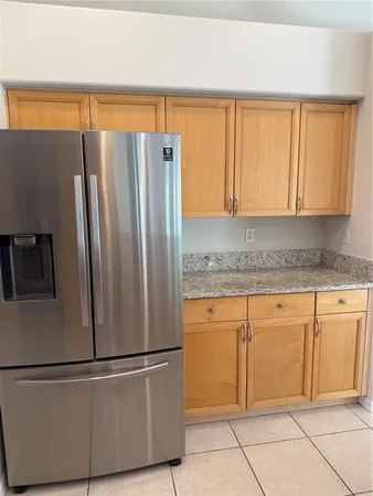 $3,300 | 4833 Post Pointe Drive, Sarasota, FL 34233