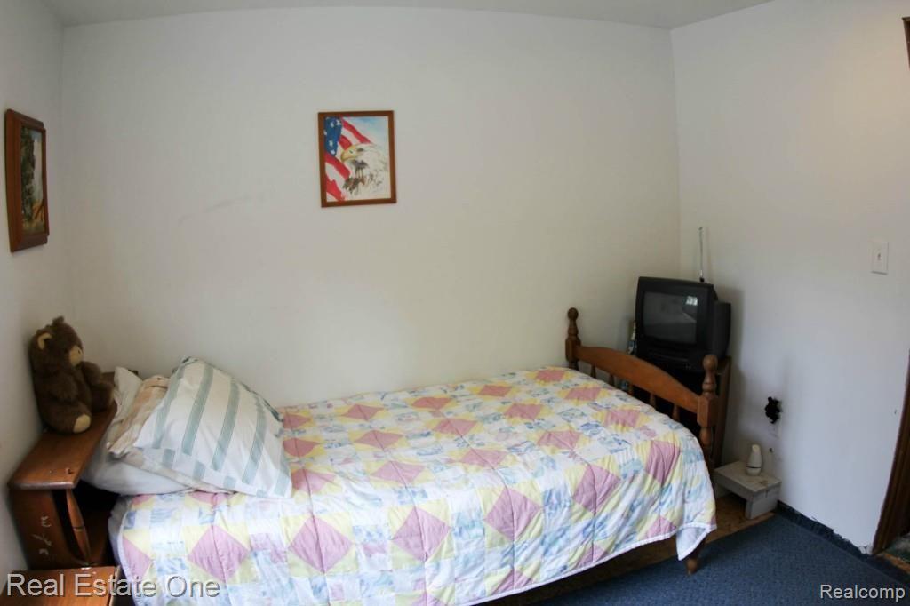 893 Willard Avenue Rochester, MI 48307 - Photo 22 of 44 LizInDetroit_893Willard-22.jpg