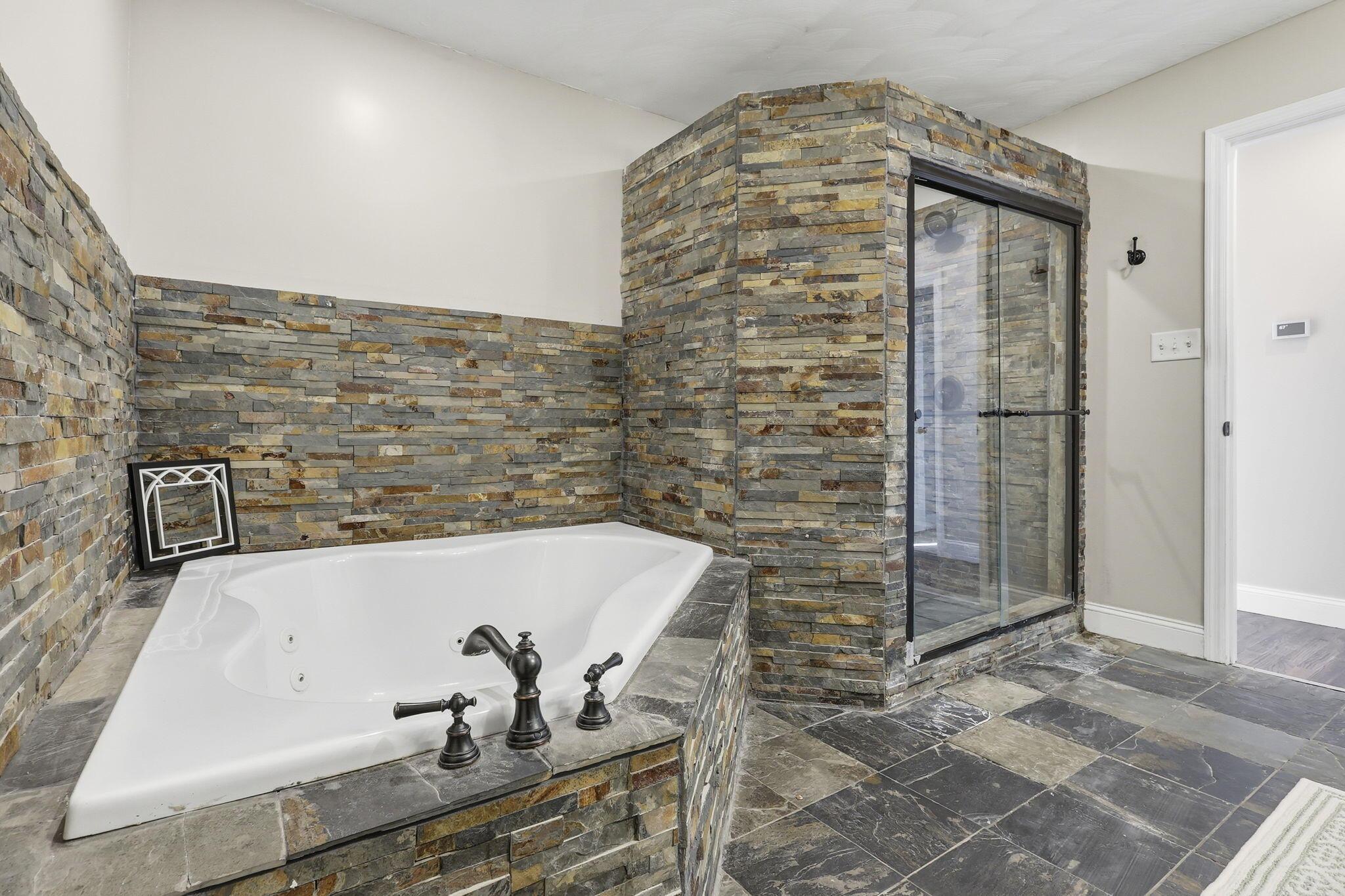 12500 London Road Orient, OH 43146 - Photo 26 of 54 Full Bath