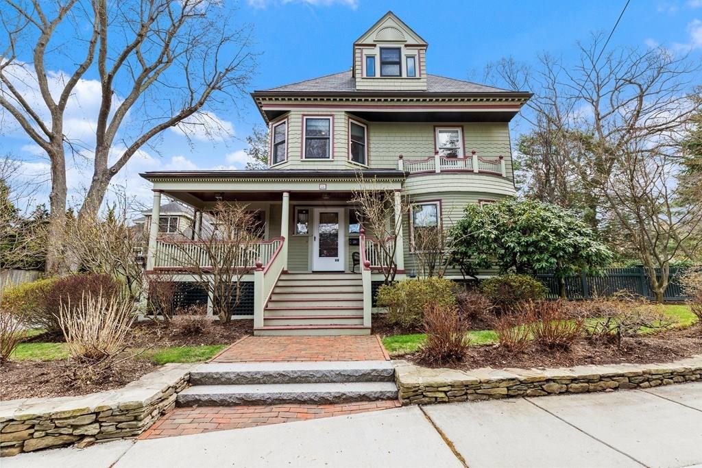 28 Balcarres Road Newton, MA 02465 - Photo 1 of 21 a front view of a house with garden