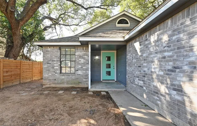 $2,250 | 8730 Birmingham Drive, Austin, TX 78748