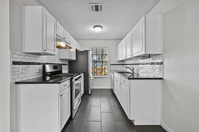 $2,250 | 8730 Birmingham Drive, Austin, TX 78748