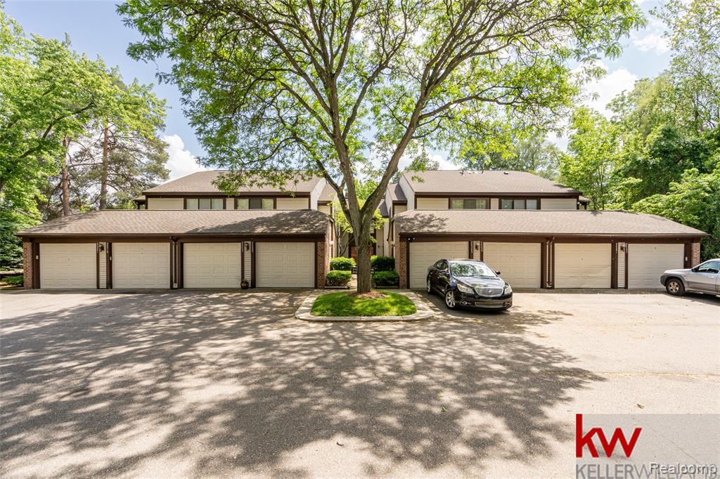 24327 Evergreen Road Southfield, MI 48075 - Photo 1 of 28 Gallery Image 1