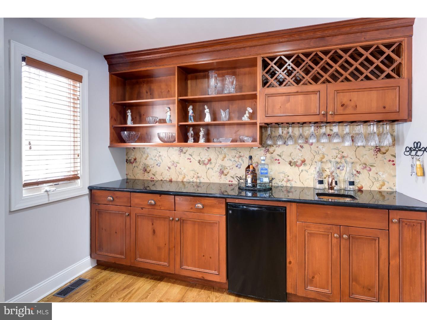 18 Clearview Road Malvern, PA 19355 - Photo 10 of 25 Dining Room