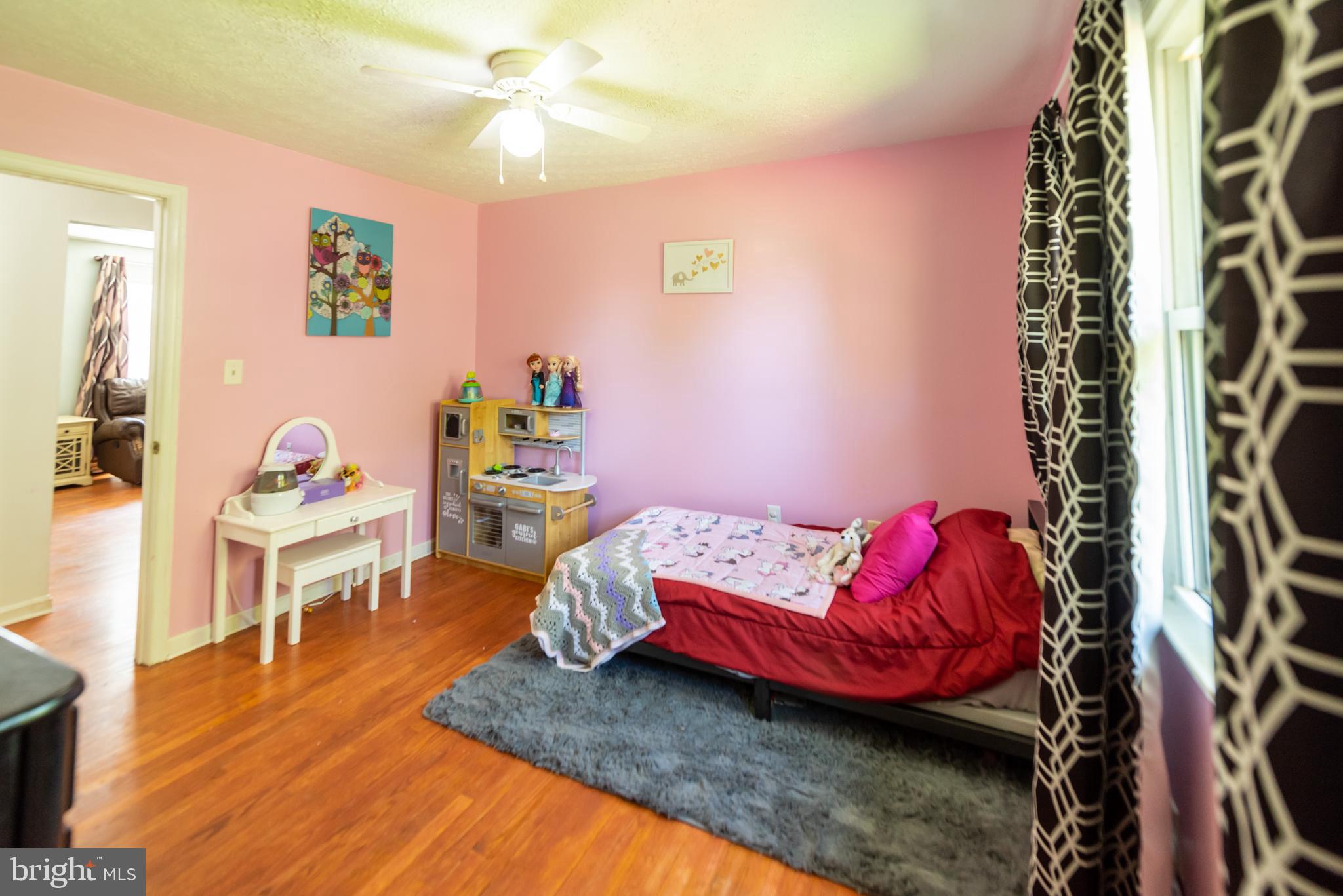 1691 Hartwood Road Fredericksburg, VA 22406 - Photo 15 of 29