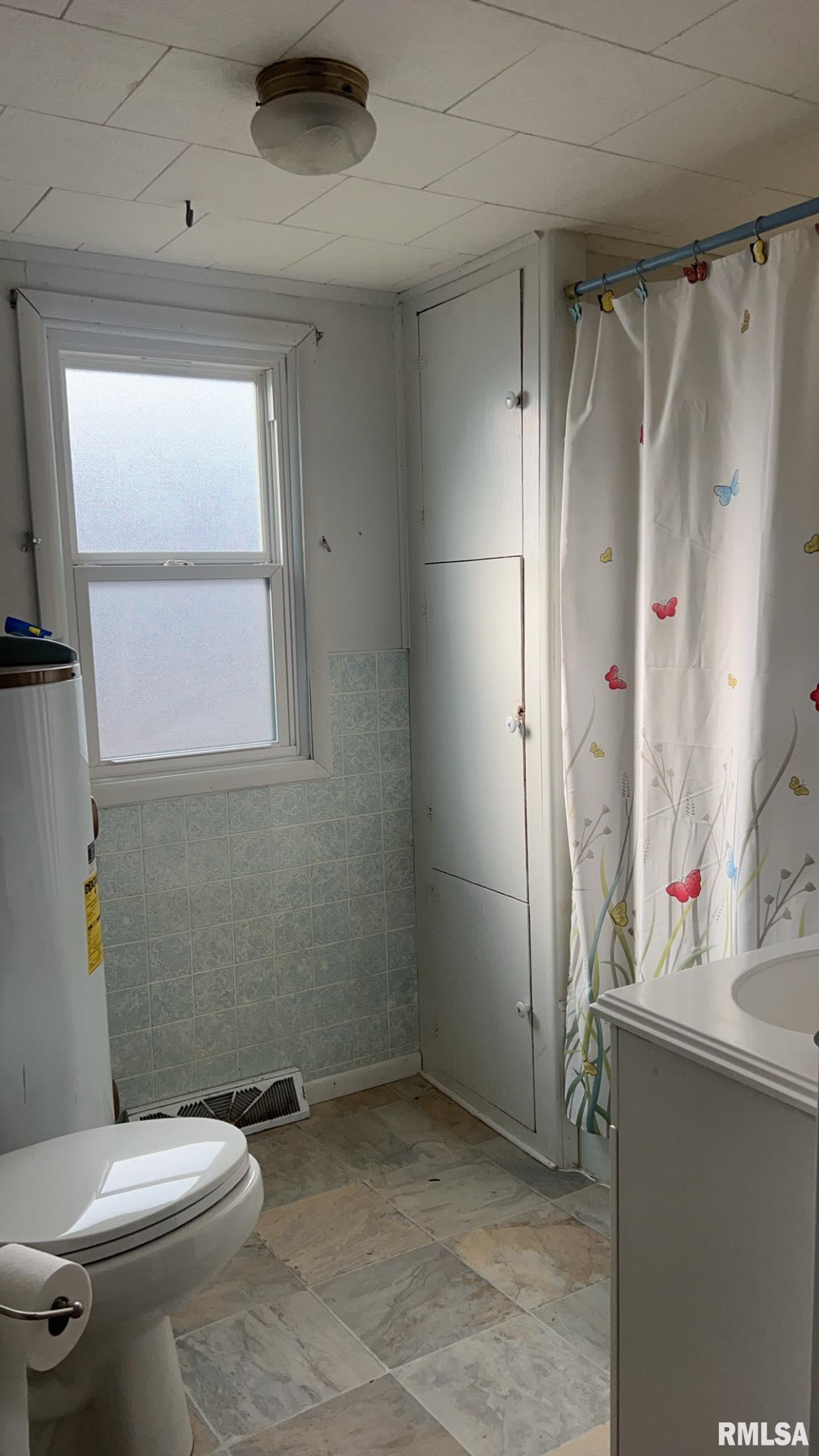 606 South State Street Christopher, IL 62822 - Photo 17 of 20 Gallery Image 17